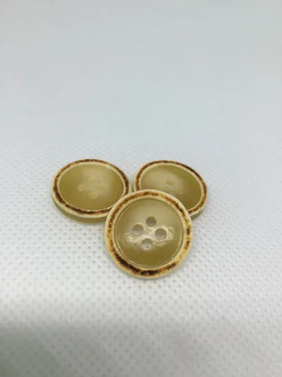 High Quality Best Price 4 Holes Real Horn Button Garment 